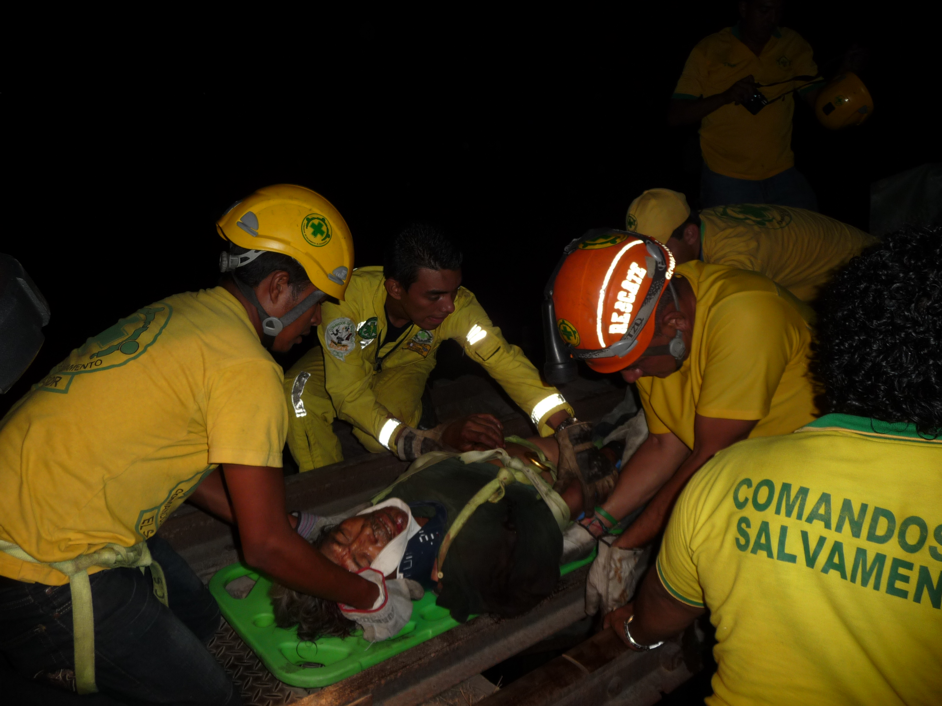 Rescate en Rio Tomayate