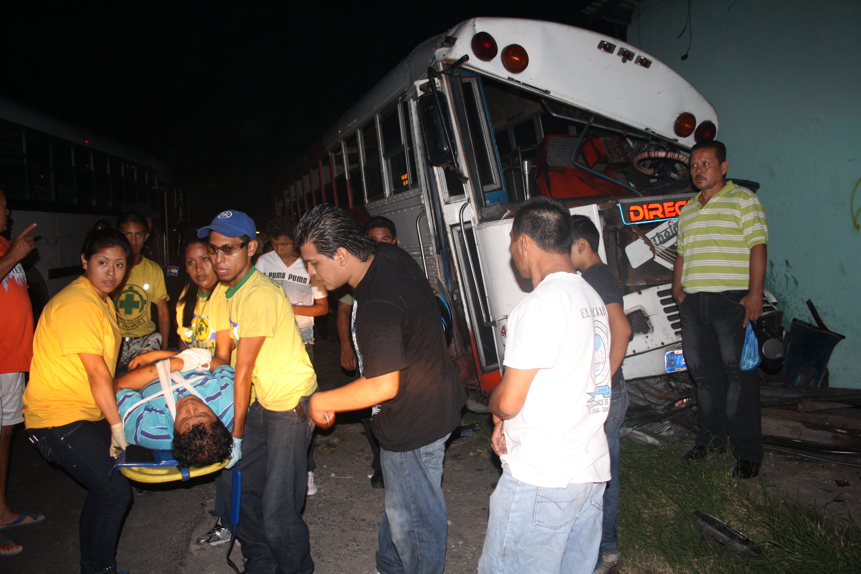 Bus Accidentado Deja Cinco Lesionados
