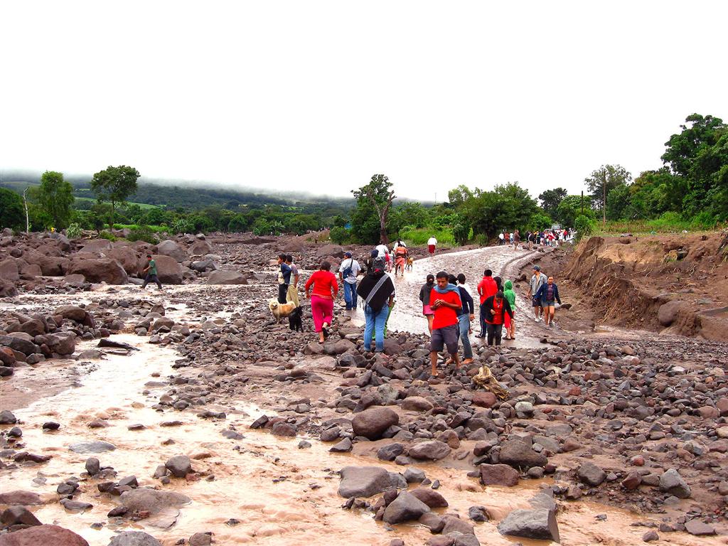 Ida-Guadalupe-Verapaz-El-Salvador