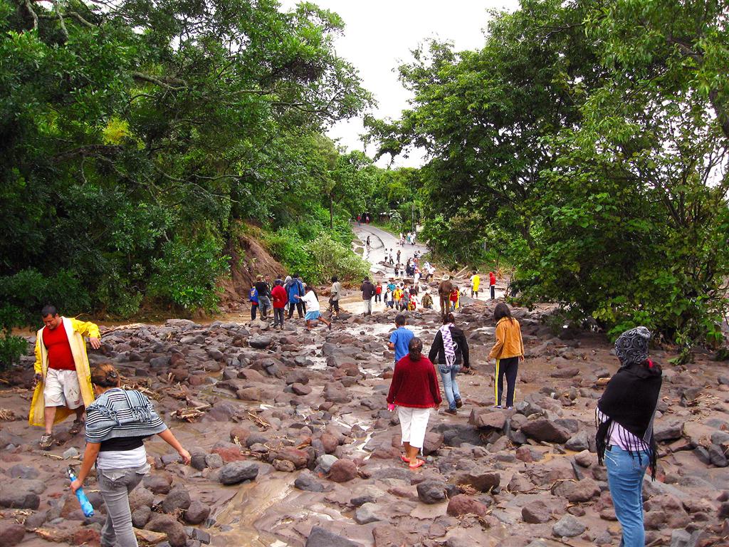Ida-Guadalupe-Verapaz-El-Salvador