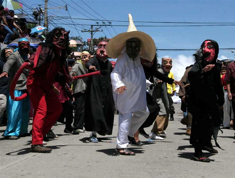 Empieza Fiestas Patronales de El Salvador