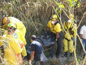 托马亚特河打捞遗体