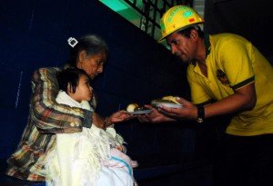 Llevan Comida a Ayutuxtepeque